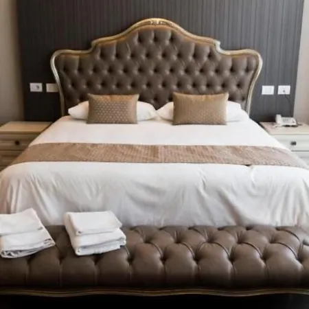 Datini Hotel 4*