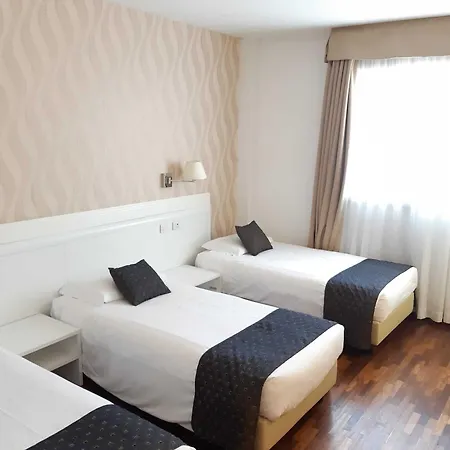 Hotel Datini 4*