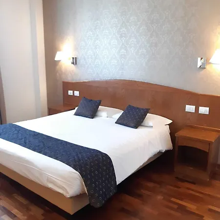 Otel Datini Prato (Prato)