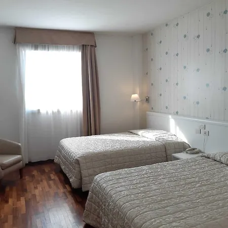 Hotel Datini 4*