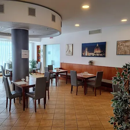 Hotel Datini 4*
