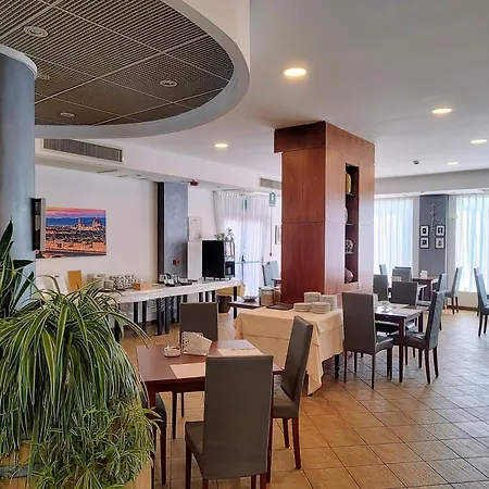 Hotel Datini 4*
