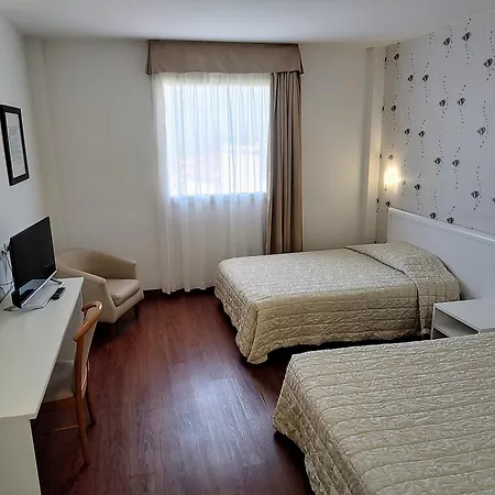 Datini Hotel 4*