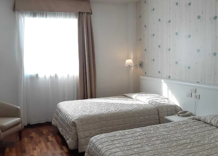 Ξενοδοχείο Datini 4*